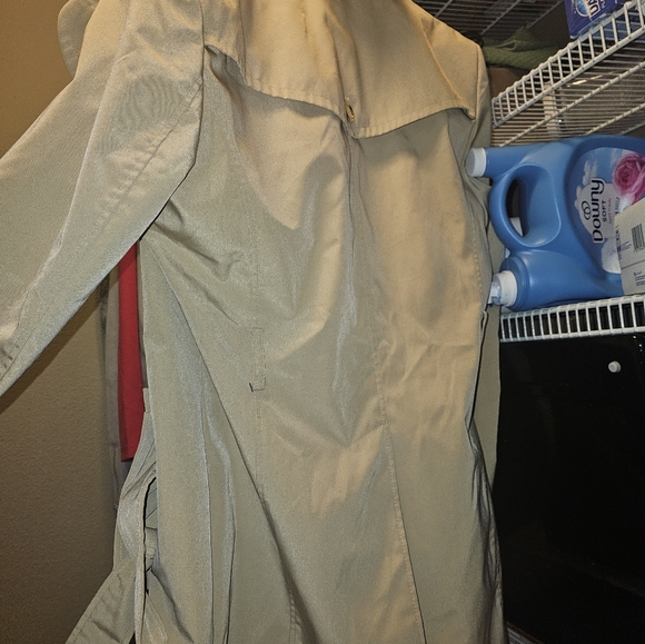 Calvin Klein Trench Coat Women Size L Gold Buttons Belted Double Breasted - Picture 4 of 9